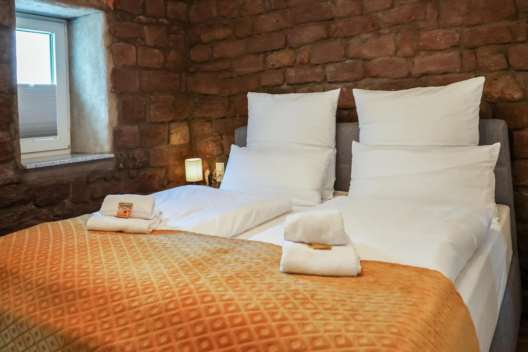7Seas Boutique Aparthotel Homburg - Stilvoll, Digital & Ideal Fuer Familie & Business Exterior photo